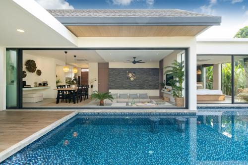 Sa Khu Villa | Relax at Villa Kalliste 25 Phuket with Oceanfront Views