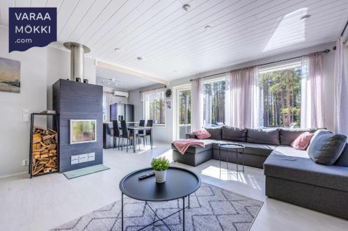Kalajoki Apartment | Discover Villa Karhunkääpä: Pet-Friendly Beach Retreat