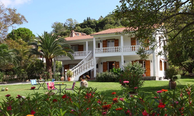 Asprogerakata Villa | Villa Karidia: Elegant Villa with Garden & Ocean Views
