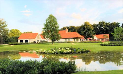 Boshoven Villa | Relax at Villa Kempen-Broek: Family-Friendly & Pet Friendly