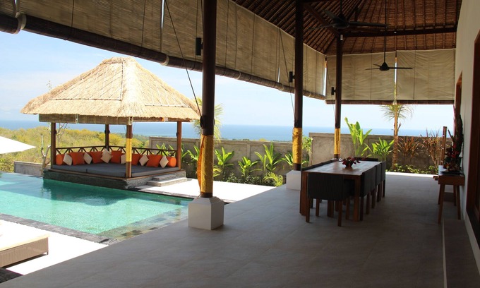 Kayu Putih Villa | Experience Villa Kemuning: Oceanfront Bliss at Lovina Beach