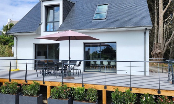 Finistere Villa | Scenic Villa Ker Bunk with Ocean View in Audierne