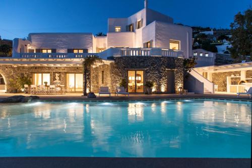 Plintri Villa | Elegant Villa Ker by Ethos Hospitality with Oceanfront Views