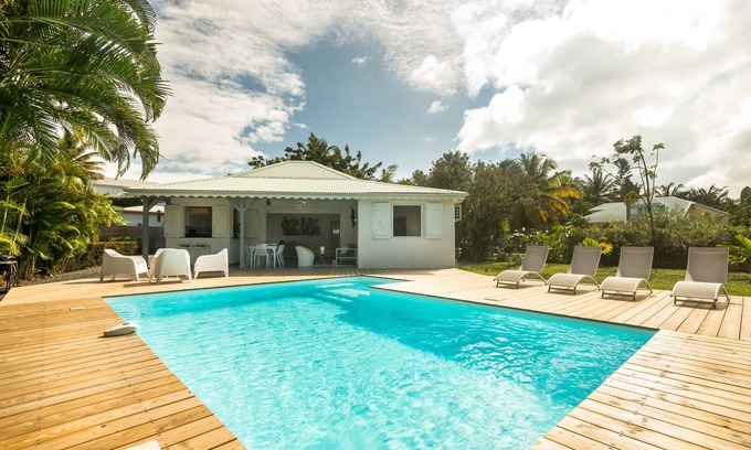 Saint-Francois Villa | Villa Kokomo: Tranquil Retreat Near Beaches and Amenities