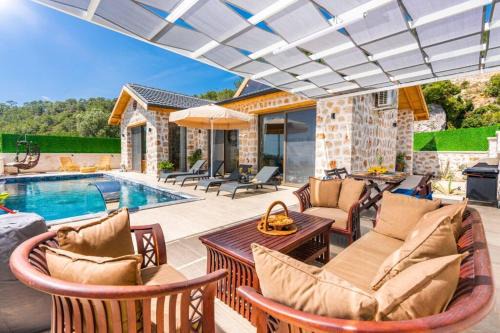 Patara Villa | Eco-Friendly Villa Kontes in Kalkan with Pool & Hot Tub
