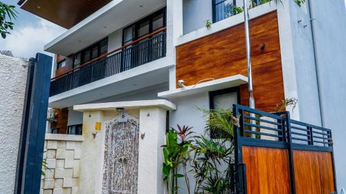 Mengwi Villa | Welcoming Villa Kubu Sawah: Family-Friendly Retreat with Pool