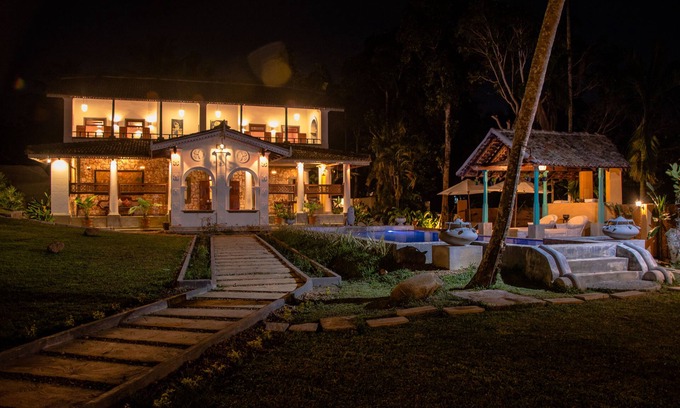 Ambalangoda Hotel | Villa Kubura: Guest Rated 10/10 with Pool and Spa