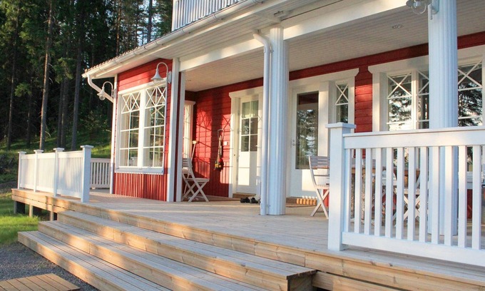 Multia House | Experience Villa Kukkula: Top-Rated Lake View Retreat