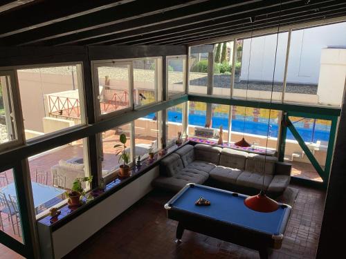 Weyher in der Pfalz House | Family-Friendly Villa Kunterbunt with Pool and Pet Access