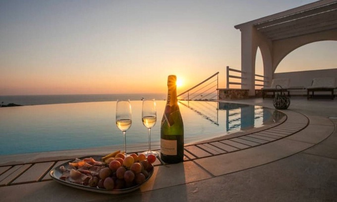 Chlorakas Villa | Villa Kyklamino - Unique Villa with Oceanfront Views