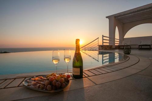 Chlorakas Villa | Villa Kyklamino - Exceptional Oceanfront Retreat with Pool