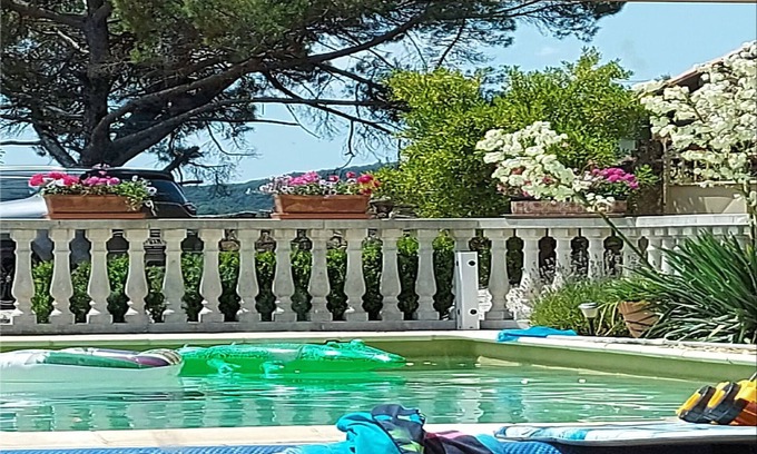 Notre-Dame-de-la-Rouviere Apartment | Villa La Label, apartment with swimming pool, in the heart of the southern Cévennes