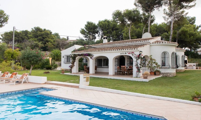 El Tosalet Villa | Villa 'La Paz': Private Pool with Oceanfront Views