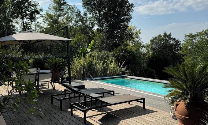 Castenedolo House | Experience Elegance at La Quiete Inn - Pet Friendly Retreat