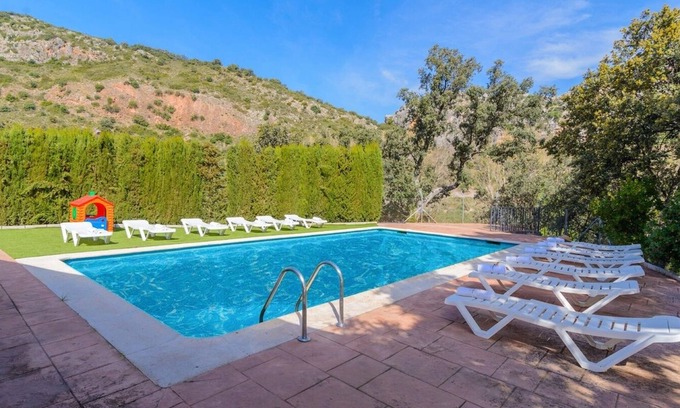 Priego de Cordoba Villa | Discover Villa la Quinta Priego de Córdoba: Pool & Spa Awaits