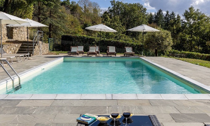 Pieve di Chio Villa | Discover Villa La Rassinata 12 with Private Pool & Spa