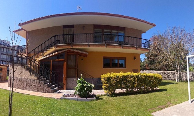 Noja House | Pet-Friendly Villa La Rufina with Oceanfront Views
