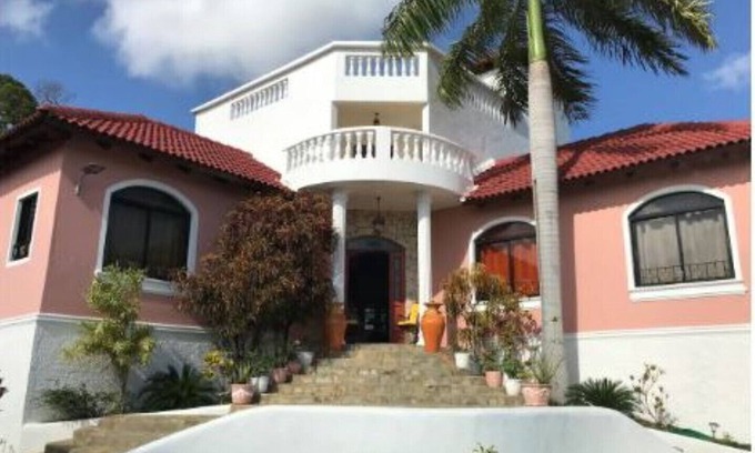 La Mulata I House | Villa La Tortuga: Oceanfront Stay with Pool & Spa