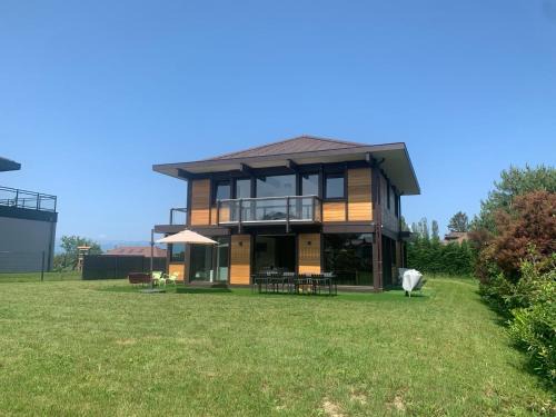 Yvoire Villa | Oceanfront Villa Laba: Rated 9/10 for Family Getaways