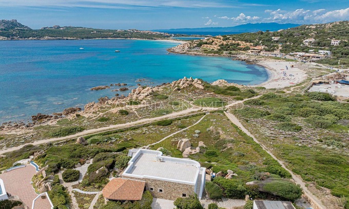 Santa Reparata Villa | Guest Rated 10/10: Villa Lady Oceania in Sardinia