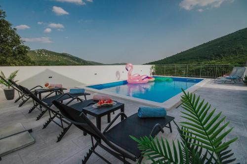 Seget Villa | Villa Lanterna: 4-Star Retreat with Pool & Family Amenities