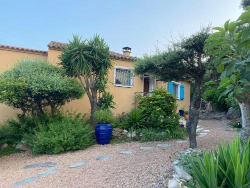 Porto-Vecchio House | Tranquil Villa Largia: 4-Star Retreat Near Palombaggia Beach