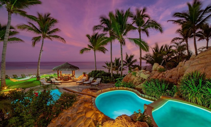 Cabo San Lucas Villa | Villa las Rocas: Unique Oceanfront Estate with Pool & Spa