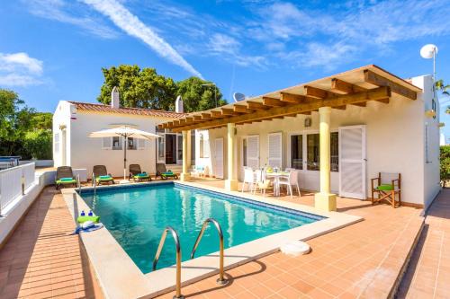 S'Algar Villa | Family-Friendly Villa Las Rosas with Inviting Pool