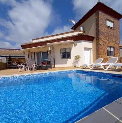 Torrox Costa Villa | Experience Villa Las Tres J: Oceanfront Bliss & 9.8 Rating