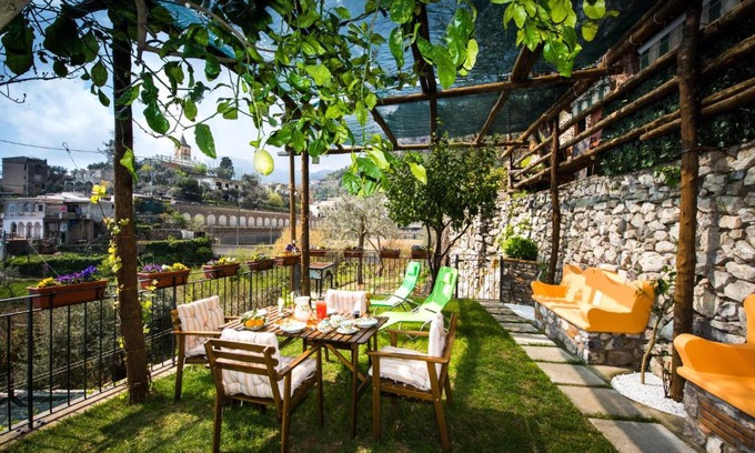 Montepertuso House | Villa Laura: Private Hot Tub & 10/10 Breakfast Experience
