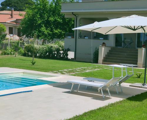 Santa Maria di Castellabate Bed & Breakfast | Villa Lauro B&B: Oceanfront Retreat with Pool & 9.4 Rating