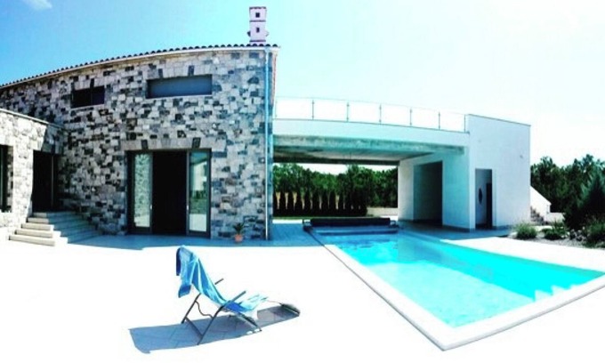 Sezana House | Villa Lavanda: Private Pool Retreat in Kriz Sezana