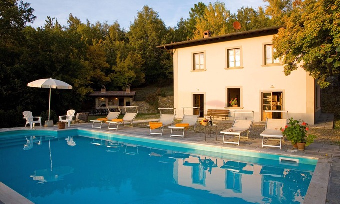 Poppi Villa | Idyllic Villa le Balze with Private Pool Near Florence