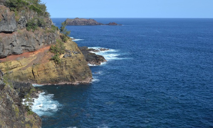 Grande Anse Villa | Villa Le Chat Perché de Grand'anse with Panoramic Ocean View