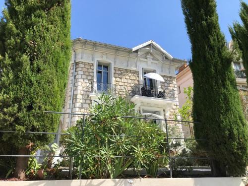 Liberation Apartment | Oceanfront Retreat at Villa le Nid - Rated 9.5/10
