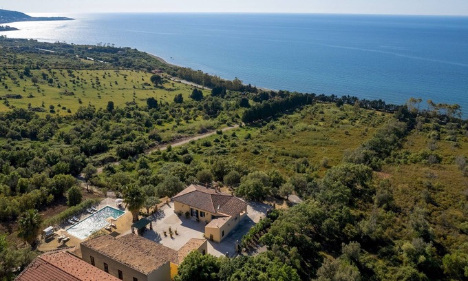 Caronia Villa | Explore Villa Le Sorbe 12: Your Family-Friendly Escape