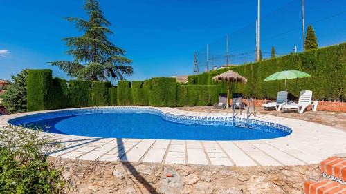Barrio de la Vega House | Relax at Villa Leonor Monachil: 4-Star Retreat with Pool
