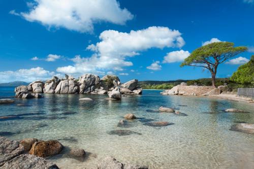 Hameau de Palombaggia Resort | Family-Friendly Villa Les Lieges de Palombaggia - Rated 9/10