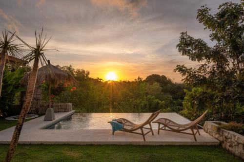 Uluwatu Villa | Idyllic Villa Limasan Uluwatu with Oceanfront Pool & Spa