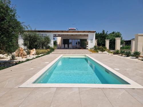 San Pietro in Bevagna Villa | Villa Livio S Pietro in Bevagna
