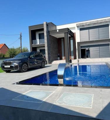 Donje Gadimlje Villa | Villa Llabjani