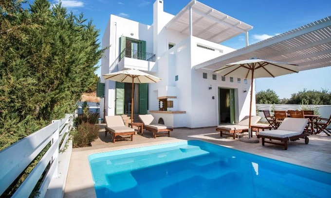Gennadi Villa | Villa Loka - Two Bedroom Villa, Sleeps 6