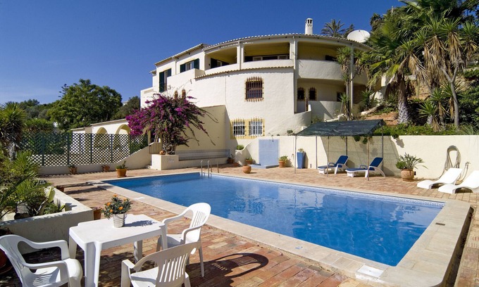 Funchal Villa | Villa Lorena: Private Pool & Garden, Rated 10/10 by Guests