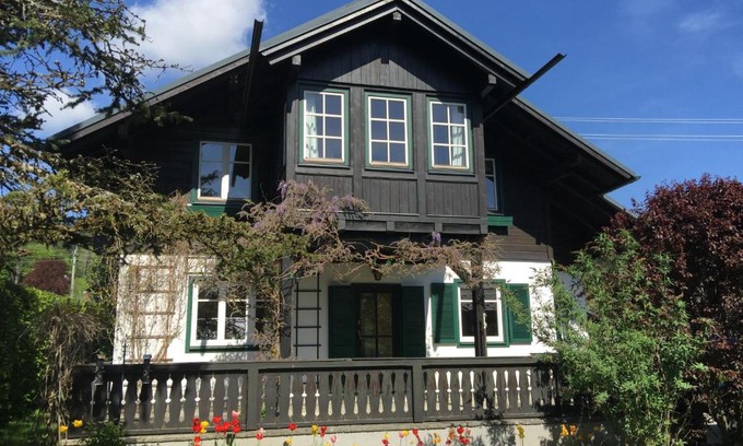 Altaussee Villa | Villa Loserblick: Guest Rated 9.5 with Pet-Friendly Stay