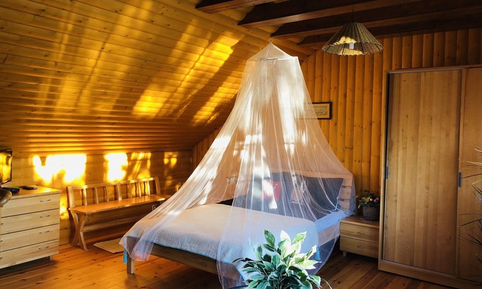 Vilnius County Villa | Villa Lotus: 10/10 Rated Retreat with Pool & Ocean Views