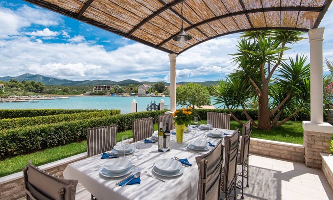 Loviste Villa | Villa Loviste Paradise: Oceanfront Escape with Private Pool