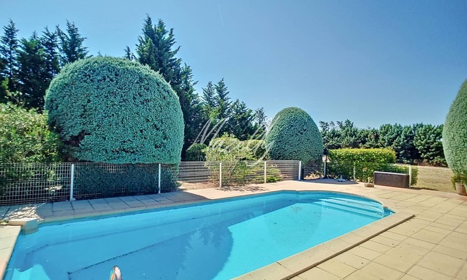 Robion House | Villa Luberonnaise, Family villa in the Luberon with swimming pool