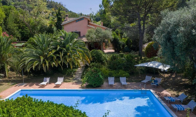 Castelfidardo Villa | Villa Lucia 11: Oceanfront Four Bedroom Retreat for Families