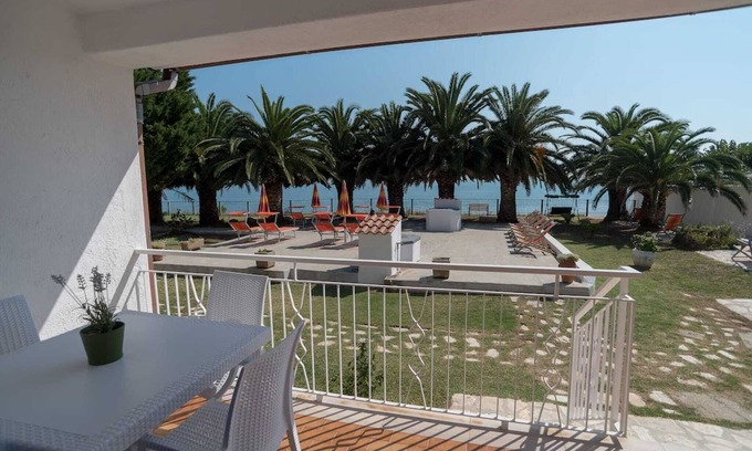 Mattinata Apartment | Seaside Apartment with Beach Service and Solarium Access