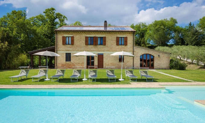 Orciano di Pesaro Villa | Villa Lucia: Elegant Retreat with Pool Near the Adriatic